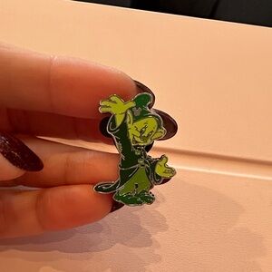 WDW Hidden Disney Series 2025 Wave B, Green Color Story Dopey pin